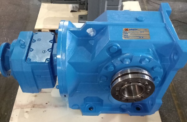 KA157RF97-290-SF180&times;180減速電機(jī)型號(hào),KA系列減速機(jī)